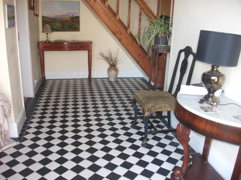 Fuchsia House Bed And Breakfast Connemaraレンバイル エクステリア 写真