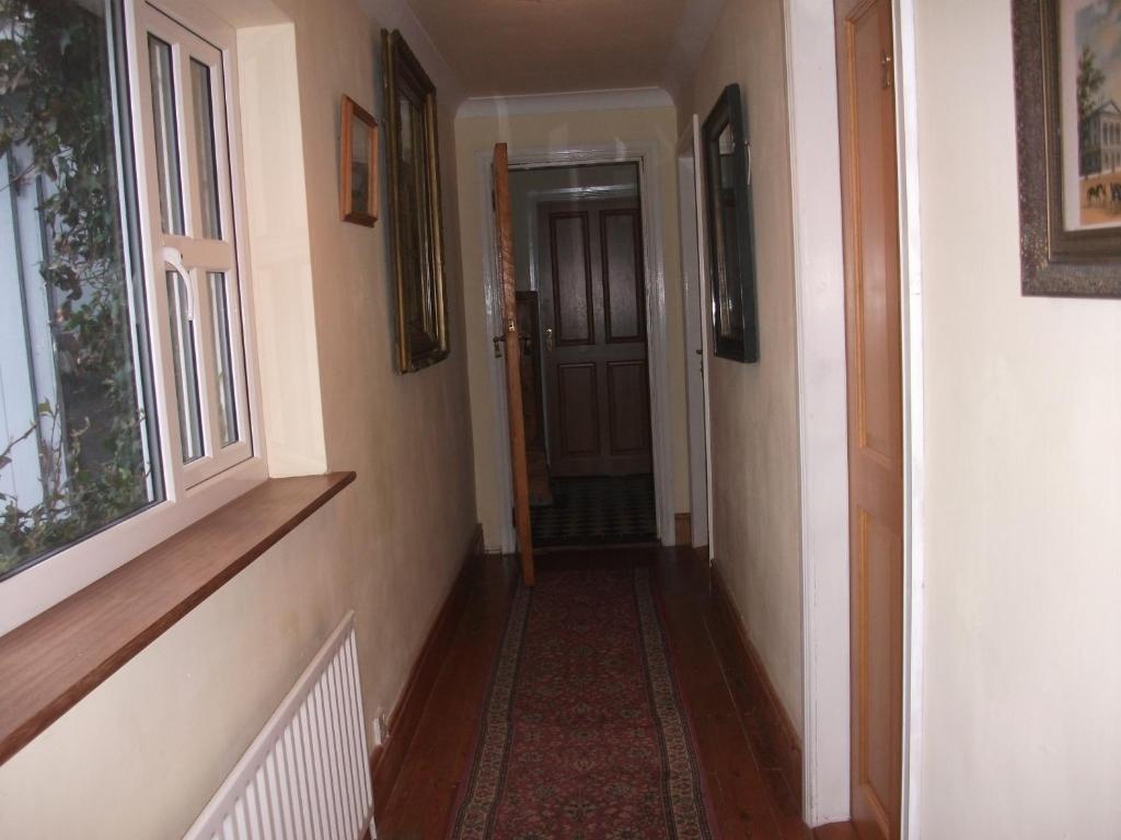 Fuchsia House Bed And Breakfast Connemaraレンバイル エクステリア 写真